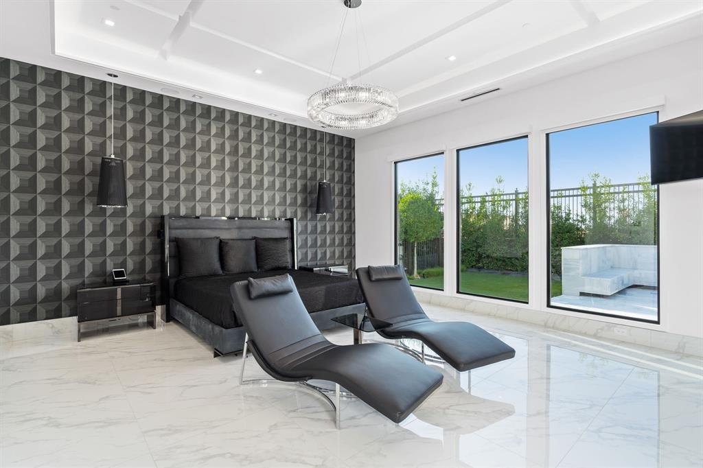 hku8kq22qfcznenx6lsy