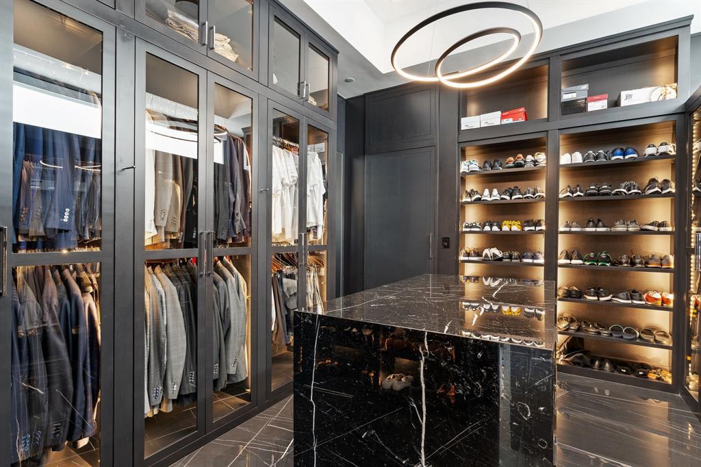 iyx0gsalrsur6loyc1wv