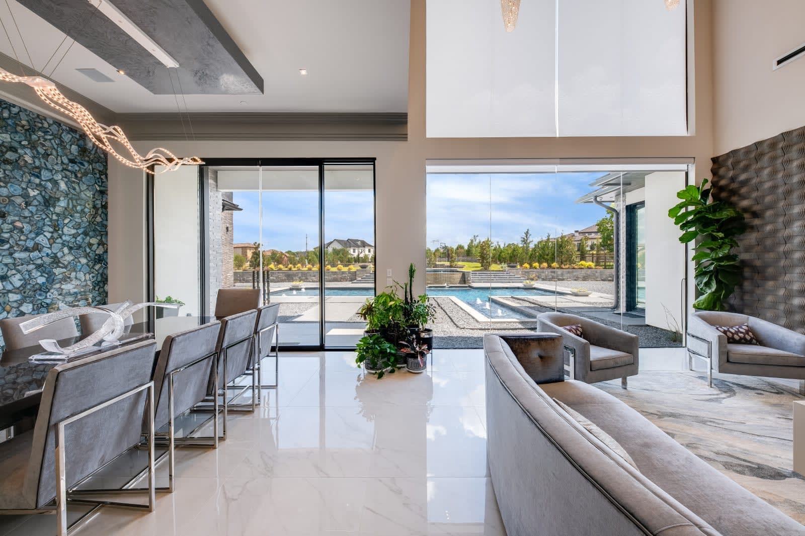 rthftahovrlazcbycqo8