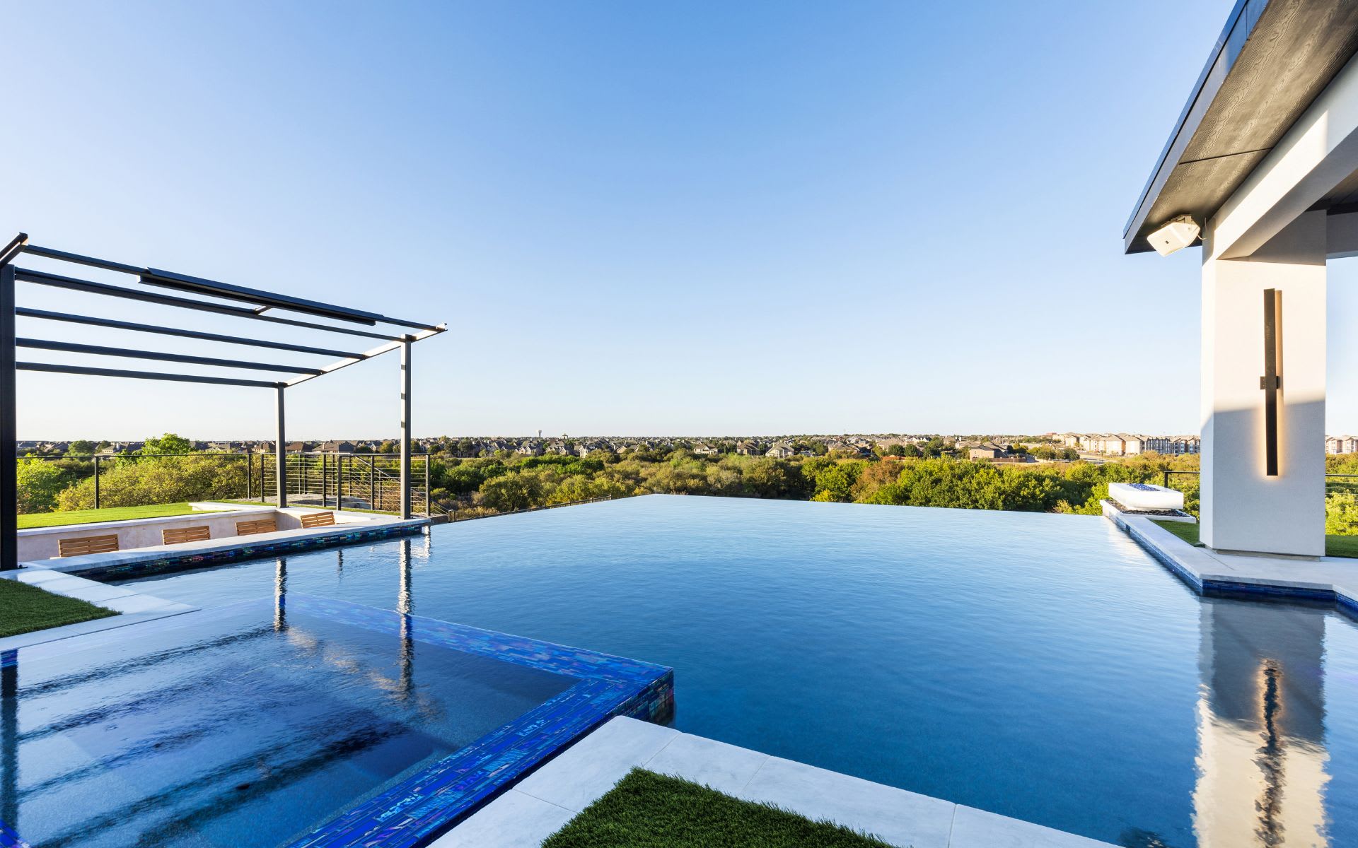 xyyzamtnwtoxjxasaljr